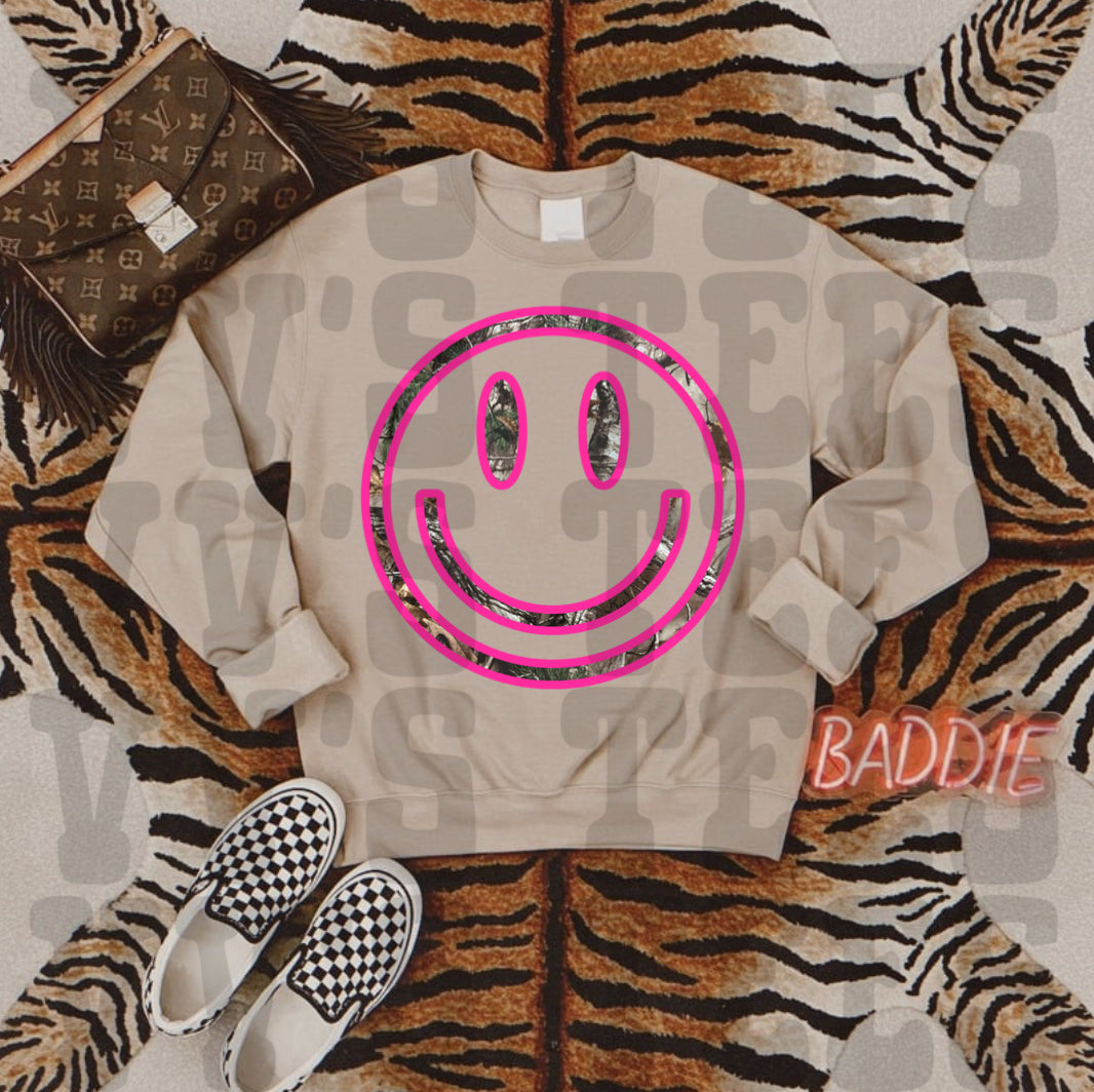 Smiley Camo Crew