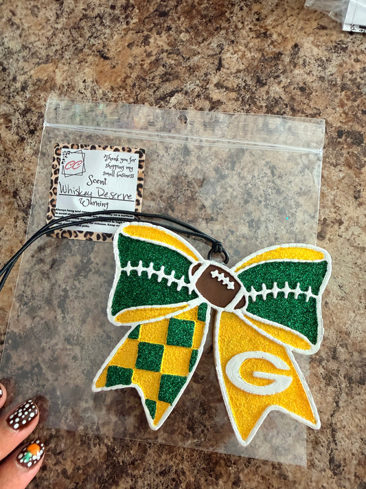 Packers Bow Freshie